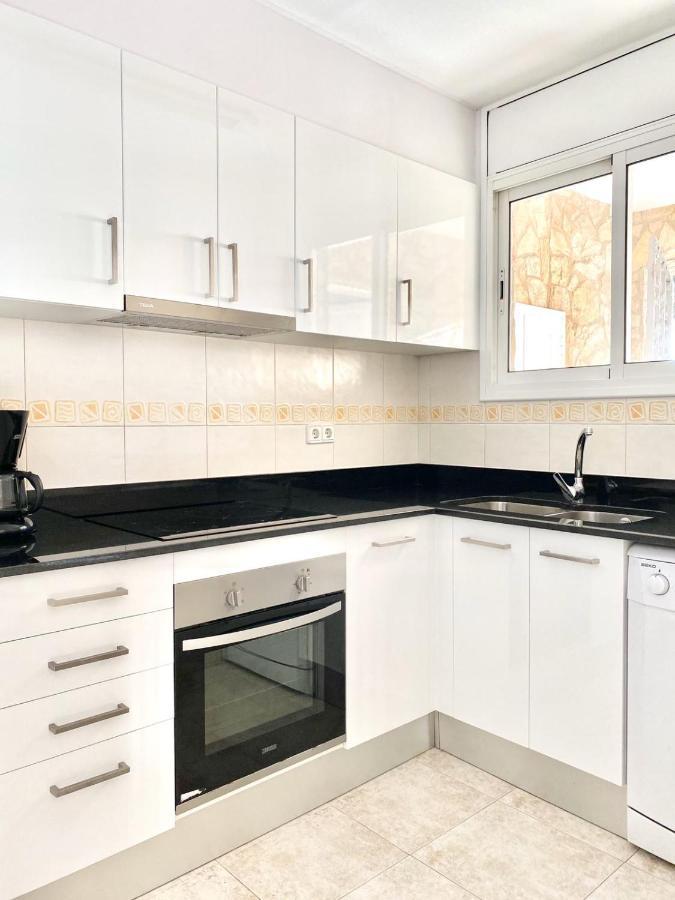 Appartement Devant La Plage Rosas Exterior foto