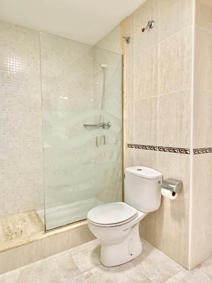 Appartement Devant La Plage Rosas Exterior foto