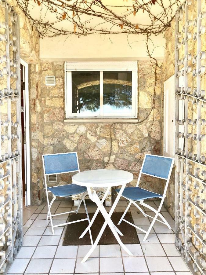 Appartement Devant La Plage Rosas Exterior foto